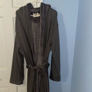 UGG Brunswick Hooded Shawl Collar Robe for Men, Size M/L - Dark Gray